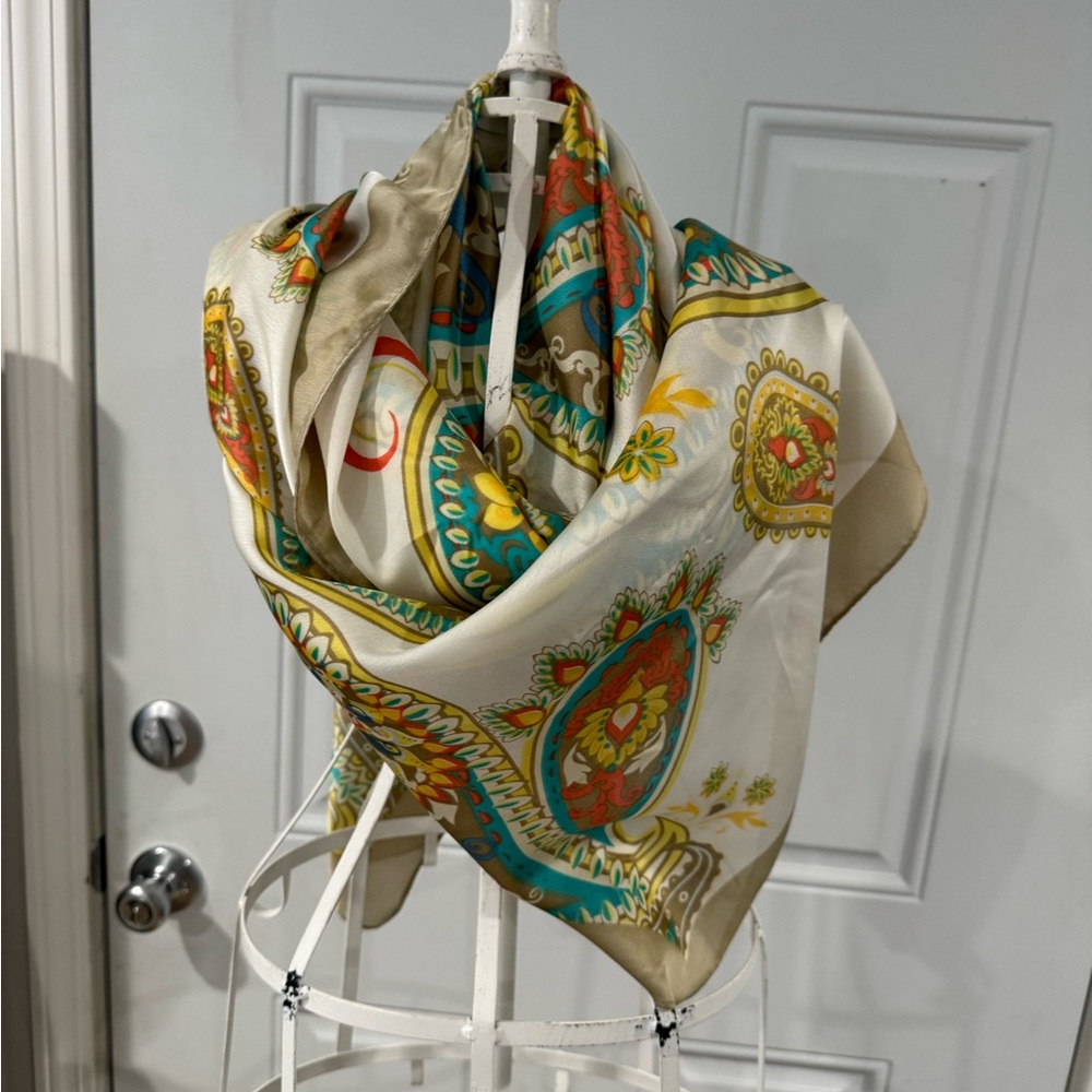 Pretty persuasions scarf